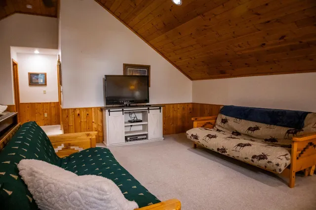 $625,000 | 51997 State Highway 46, Squaw Lake, MN 56681