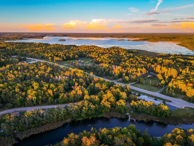 $625,000 | 51997 State Highway 46, Squaw Lake, MN 56681