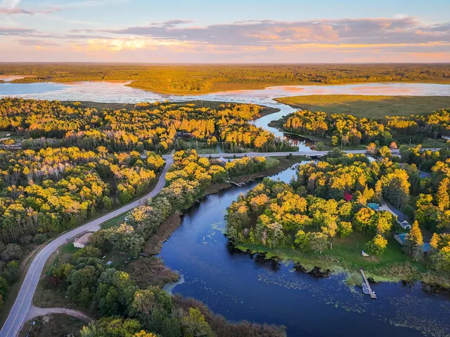 $625,000 | 51997 State Highway 46, Squaw Lake, MN 56681
