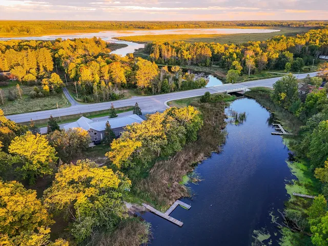$625,000 | 51997 State Highway 46, Squaw Lake, MN 56681
