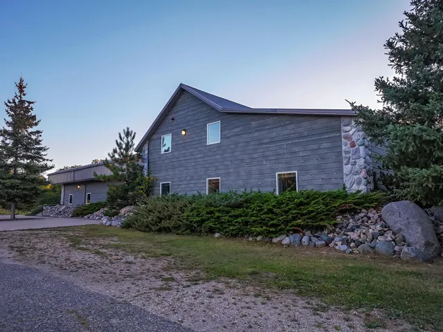 $625,000 | 51997 State Highway 46, Squaw Lake, MN 56681