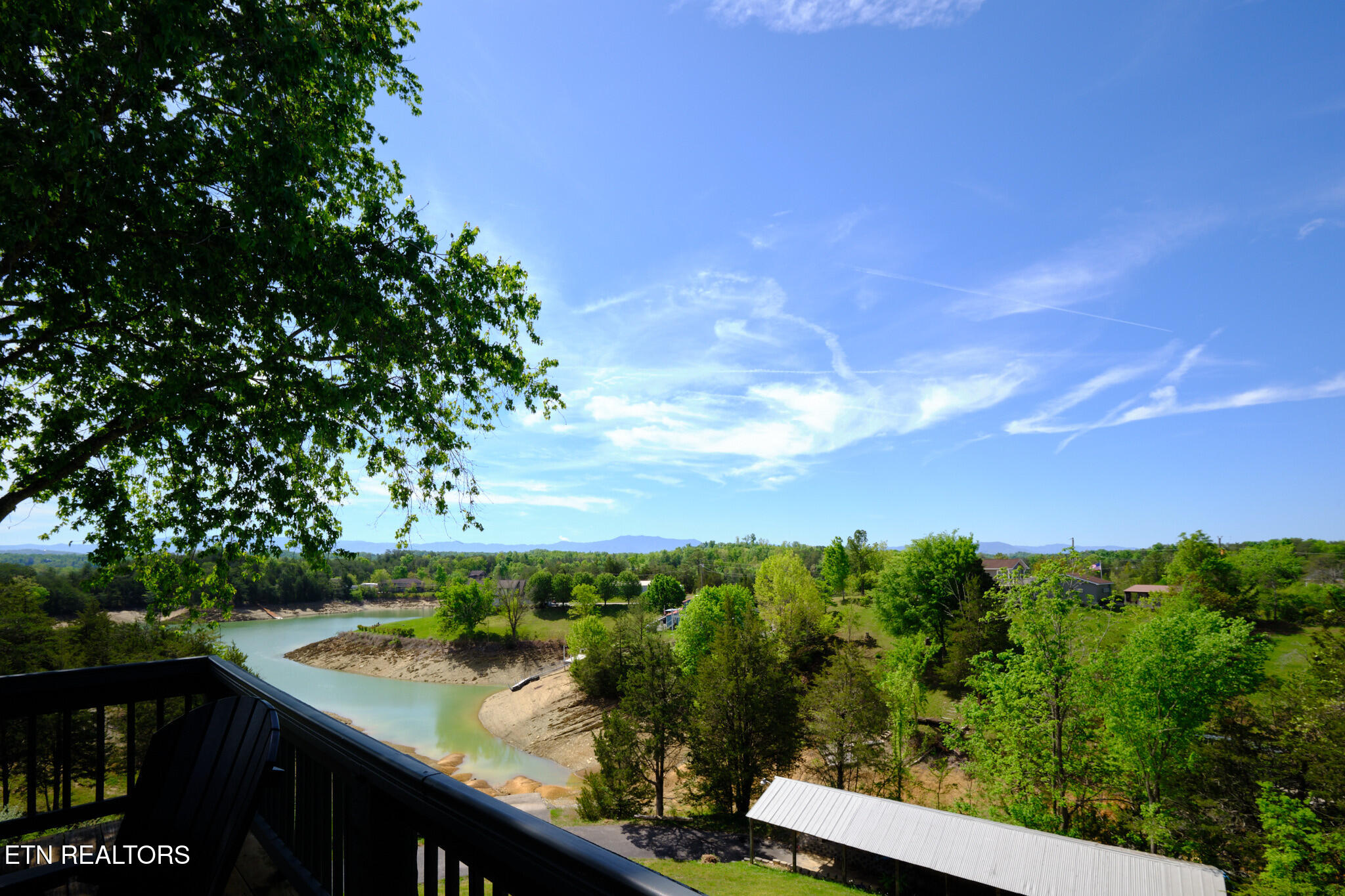 1019 Moonside Way Sevierville, TN 37876 - Photo 6 of 45 1019 Moonside Ln Sevierville, TN 26
