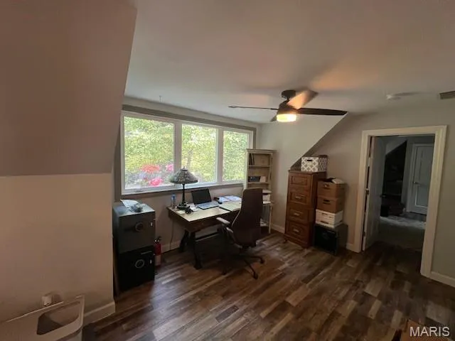 $375,000 | 1333 Poor Farm Hollow Road, Hardin, IL 62047