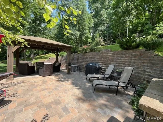 $375,000 | 1333 Poor Farm Hollow Road, Hardin, IL 62047