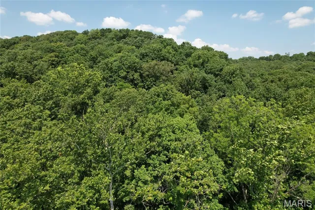 $375,000 | 1333 Poor Farm Hollow Road, Hardin, IL 62047