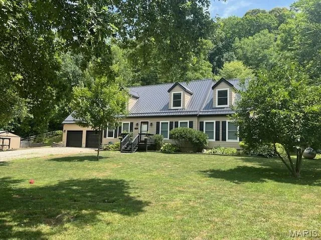 $375,000 | 1333 Poor Farm Hollow Road, Hardin, IL 62047