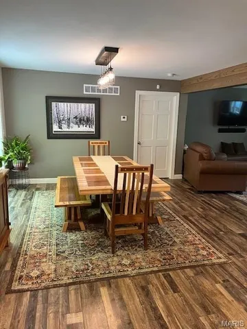 $375,000 | 1333 Poor Farm Hollow Road, Hardin, IL 62047