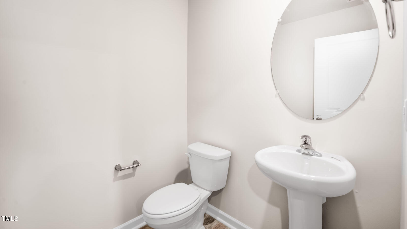 8714 Asher Gray Way Raleigh, NC 27616 - Photo 33 of 55 second-unit-thornton-007