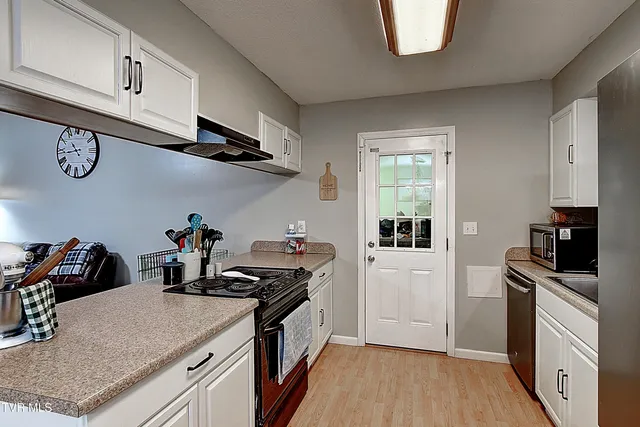 $239,900 | 507 Cedar Street, Mount Carmel, TN 37645