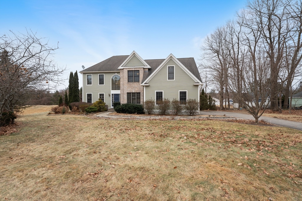36 Forestdale Road Paxton, MA 01612 - Photo 2 of 40 Gallery Image 2