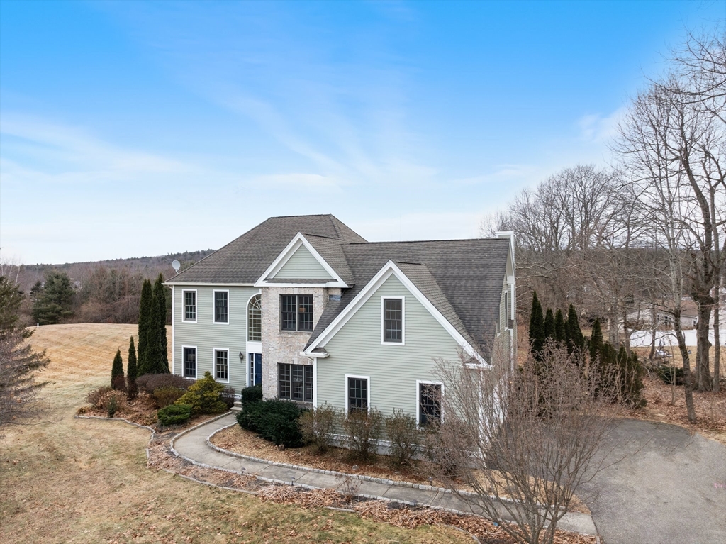 36 Forestdale Road Paxton, MA 01612 - Photo 3 of 40 Gallery Image 3