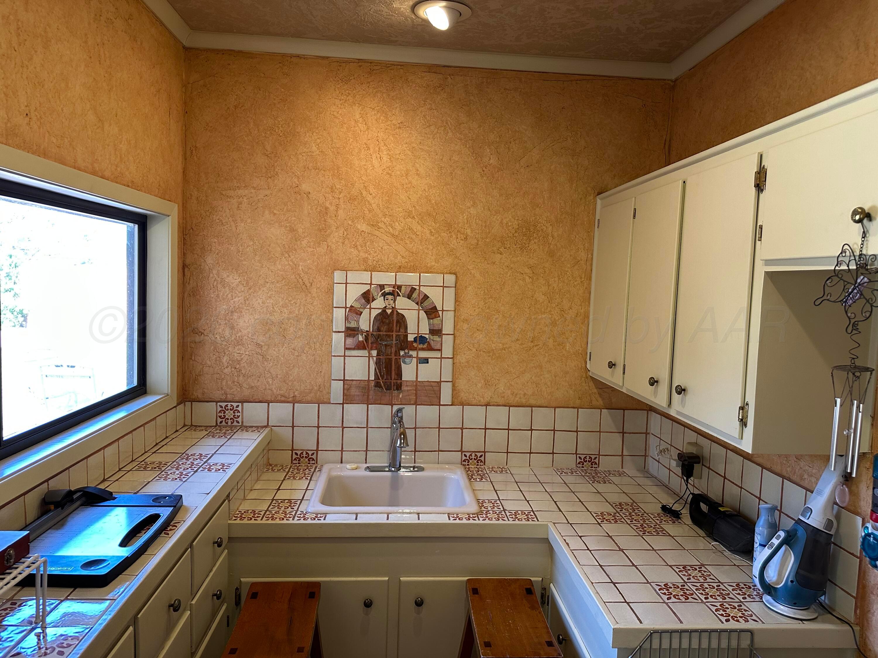 237 Somerset Street Borger, TX 79007 - Photo 26 of 50 IMG_3696-preview