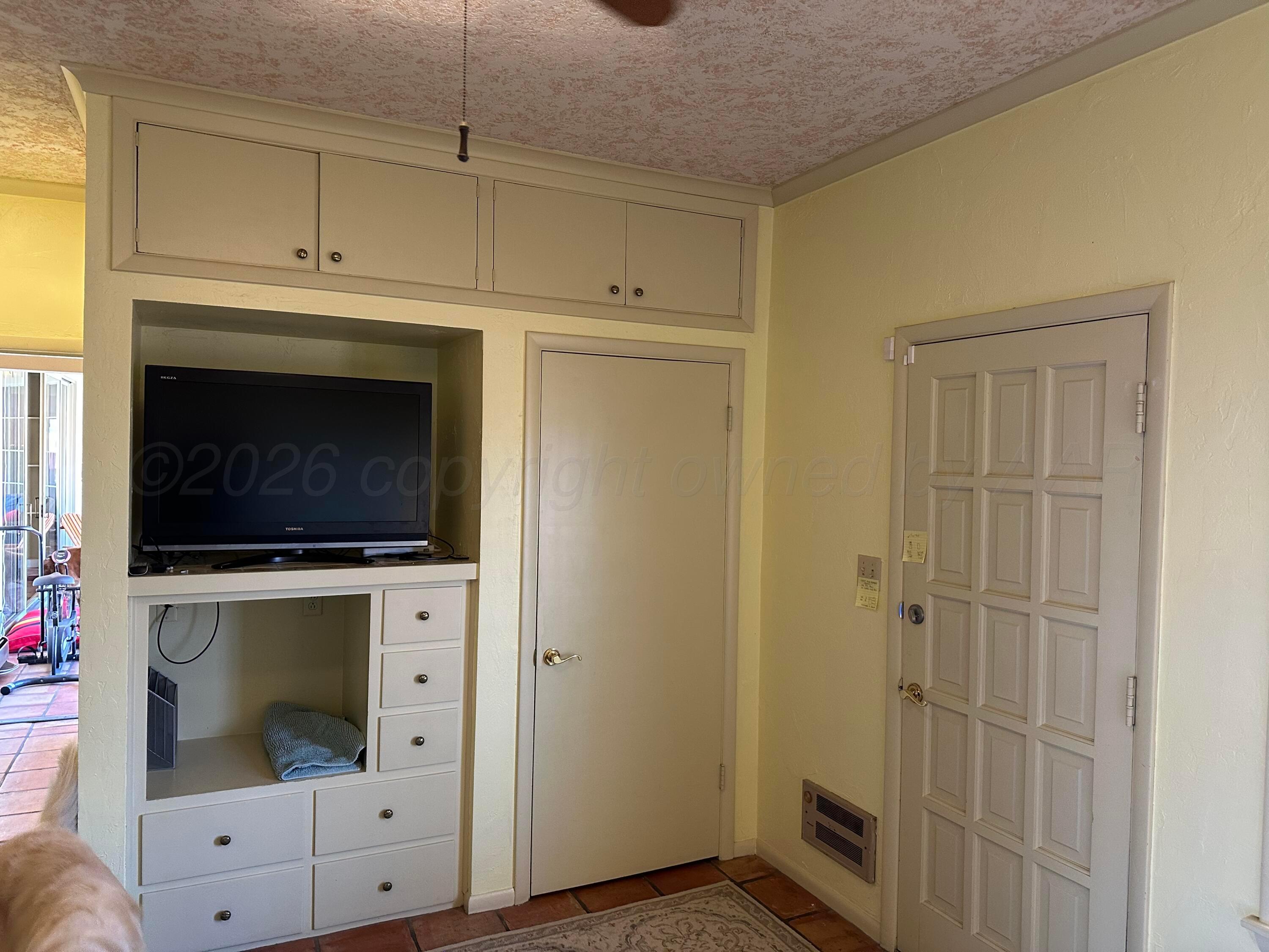 237 Somerset Street Borger, TX 79007 - Photo 28 of 50 IMG_3698-preview