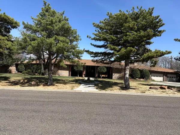 $549,900 | 237 Somerset Street, Borger, TX 79007