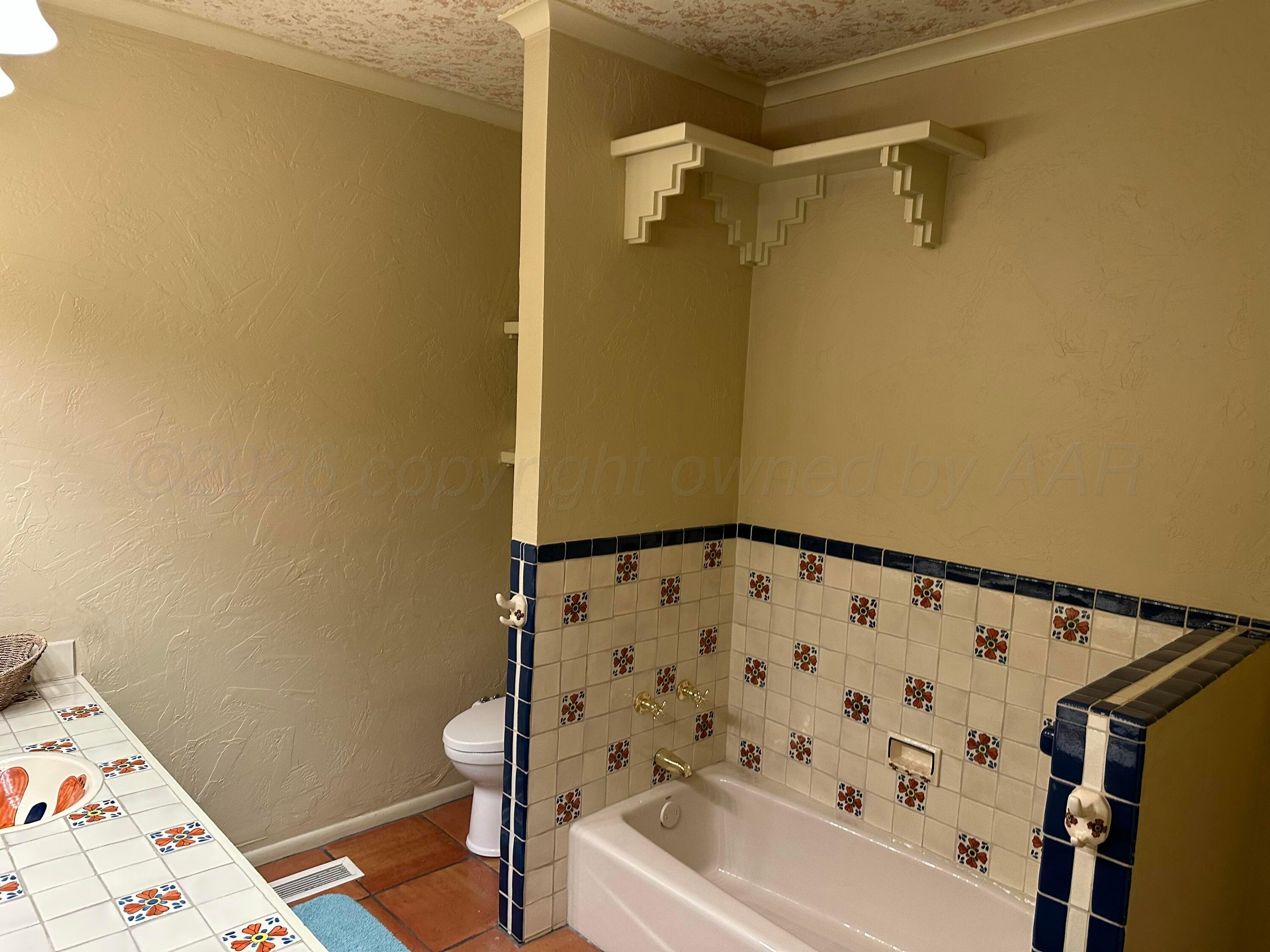 237 Somerset Street Borger, TX 79007 - Photo 41 of 50 IMG_3717-preview