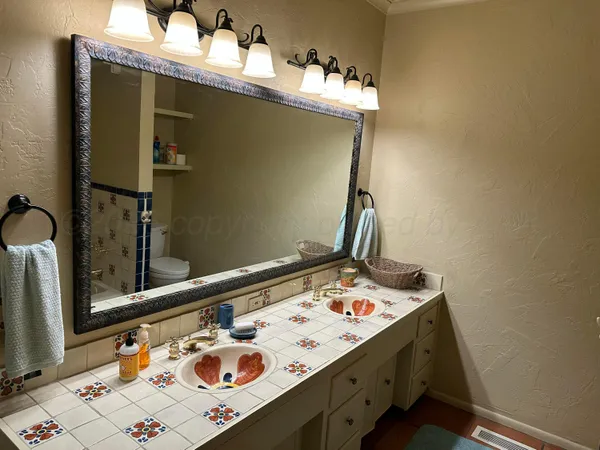 $549,900 | 237 Somerset Street, Borger, TX 79007