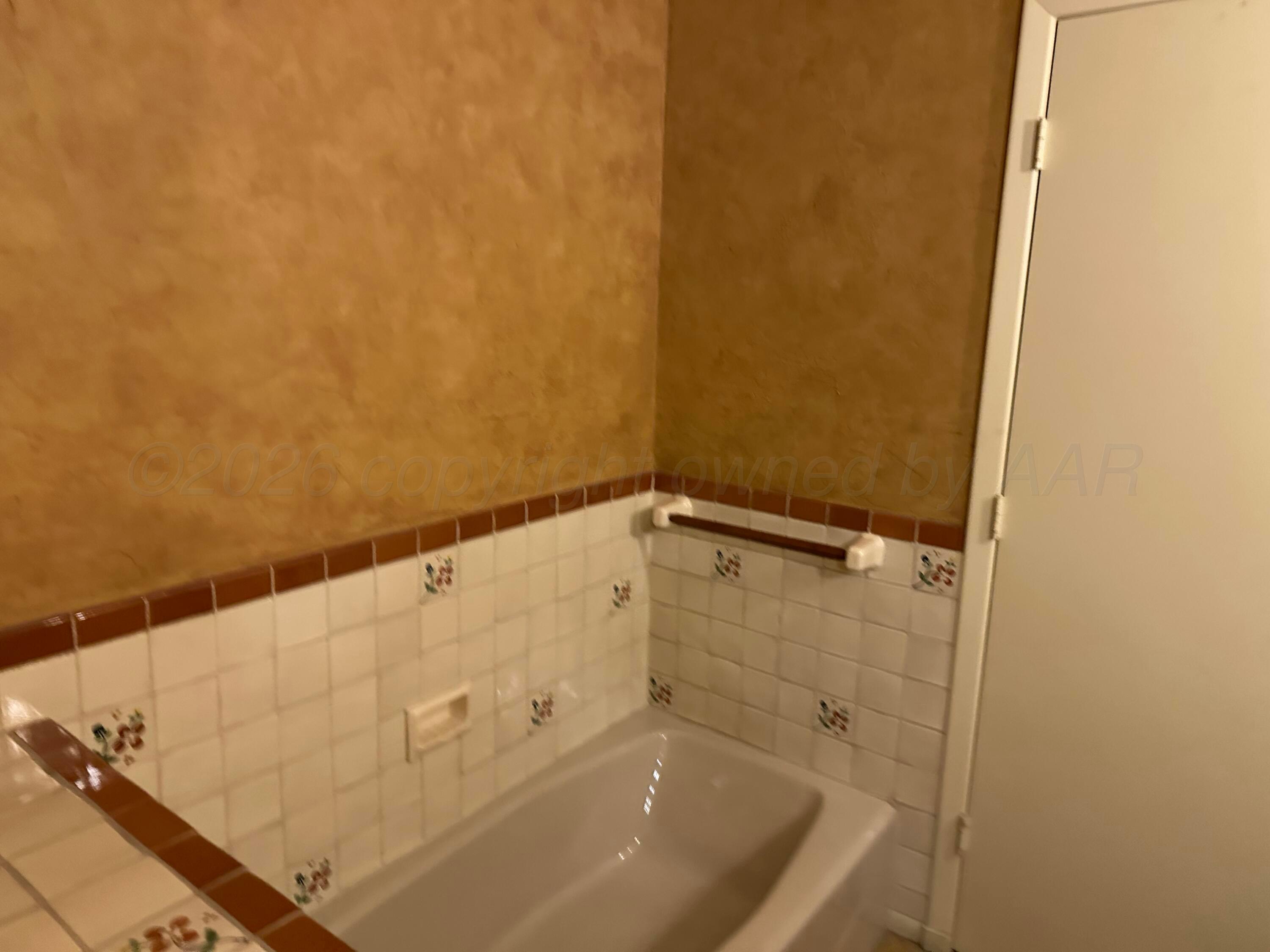 237 Somerset Street Borger, TX 79007 - Photo 45 of 50 IMG_3723-preview