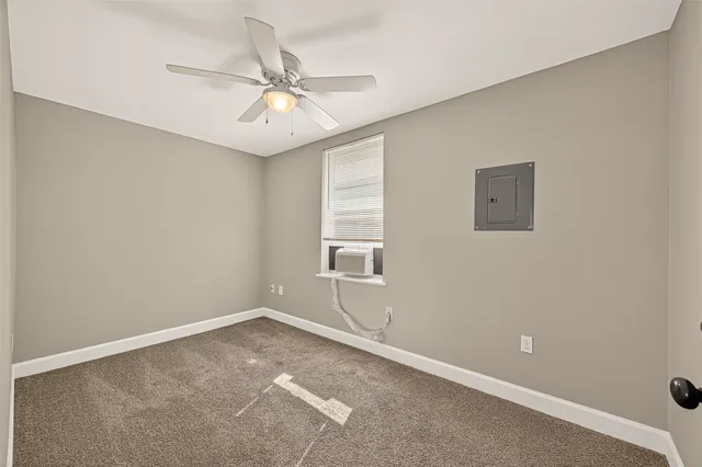 $875 | 5711 Brady Street, Unit 4, Houston, TX 77011