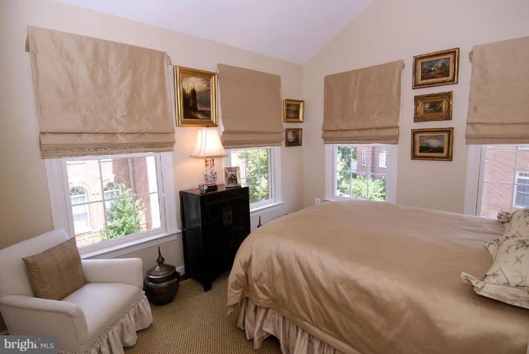 156 Rees Place Falls Church, VA 22046 - Photo 16 of 30 Bedroom #2