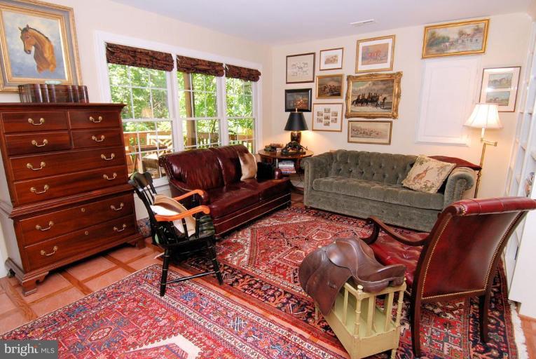 156 Rees Place Falls Church, VA 22046 - Photo 20 of 30 Recreation Room