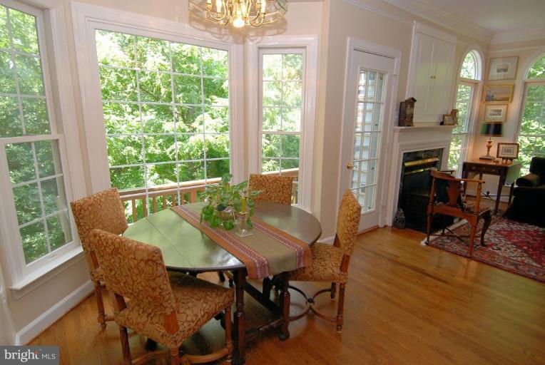 156 Rees Place Falls Church, VA 22046 - Photo 5 of 30 Breakfast Area