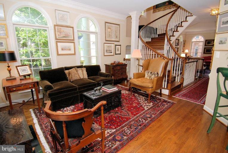 156 Rees Place Falls Church, VA 22046 - Photo 6 of 30 Family Room