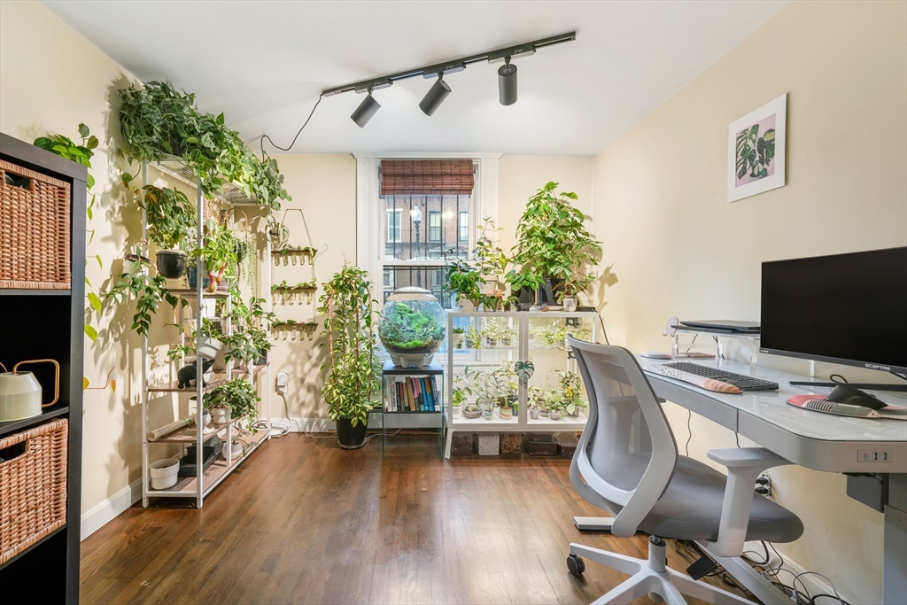 1 Concord Square, Unit 2 Boston, MA 02118 - Photo 12 of 17