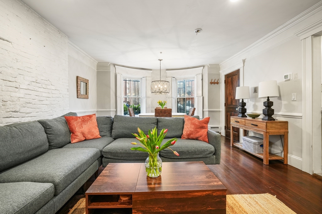 1 Concord Square, Unit 2 Boston, MA 02118 - Photo 2 of 17