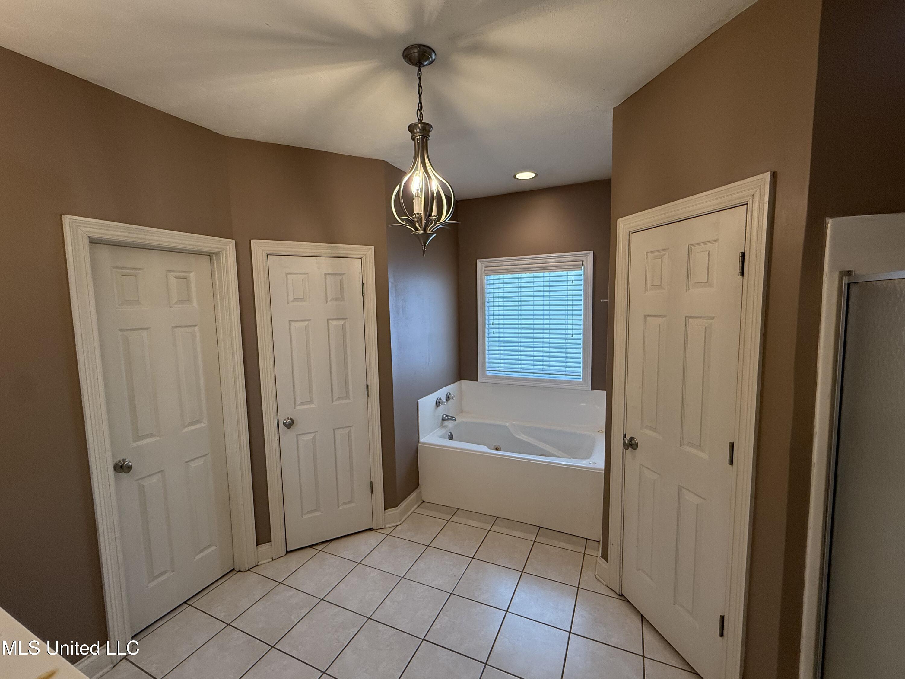 302 Chatfield Cove Madison, MS 39110 - Photo 14 of 24 IMG_4347