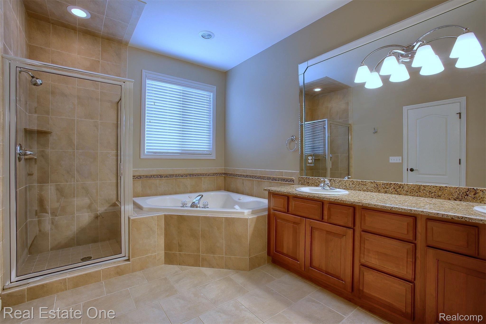 7348 Georgetown North Washington, MI 48095 - Photo 21 of 27 20-Master Bathroom.jpg