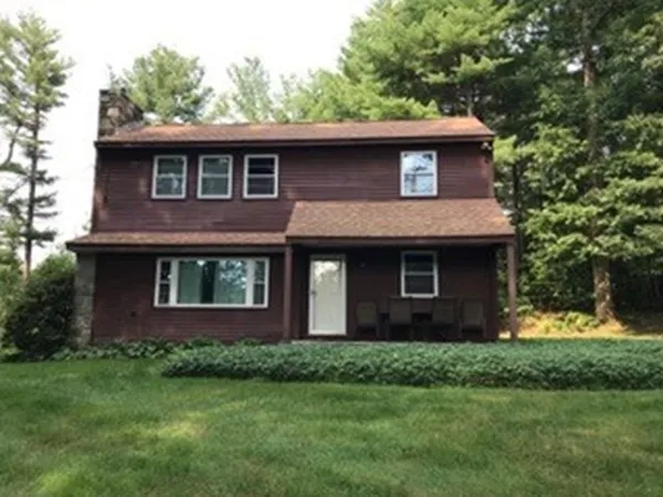 $795,000 | 229 Worcester-Providence Turnpike, Sutton, MA 01590