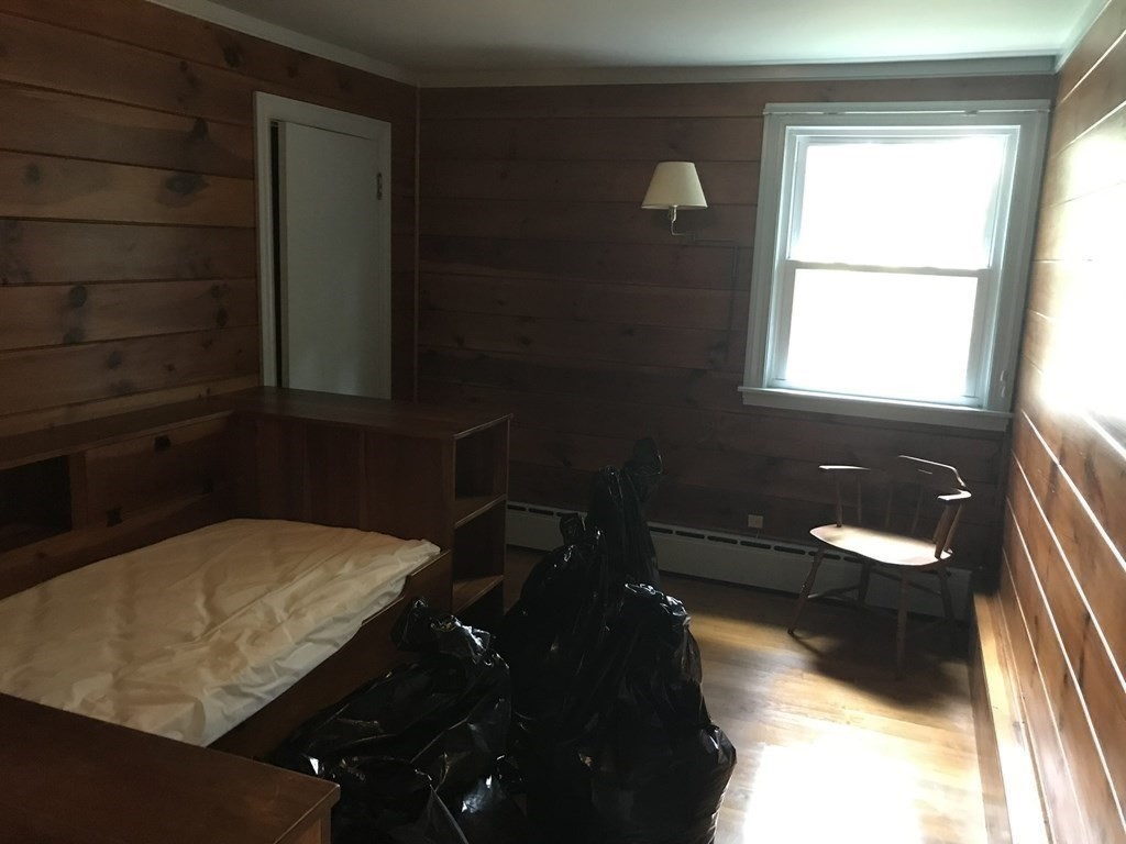 229 Worcester-Providence Turnpike Sutton, MA 01590 - Photo 15 of 20