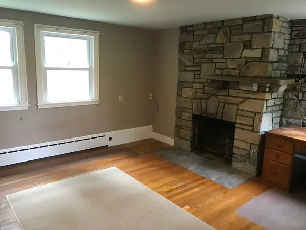 $795,000 | 229 Worcester-Providence Turnpike, Sutton, MA 01590