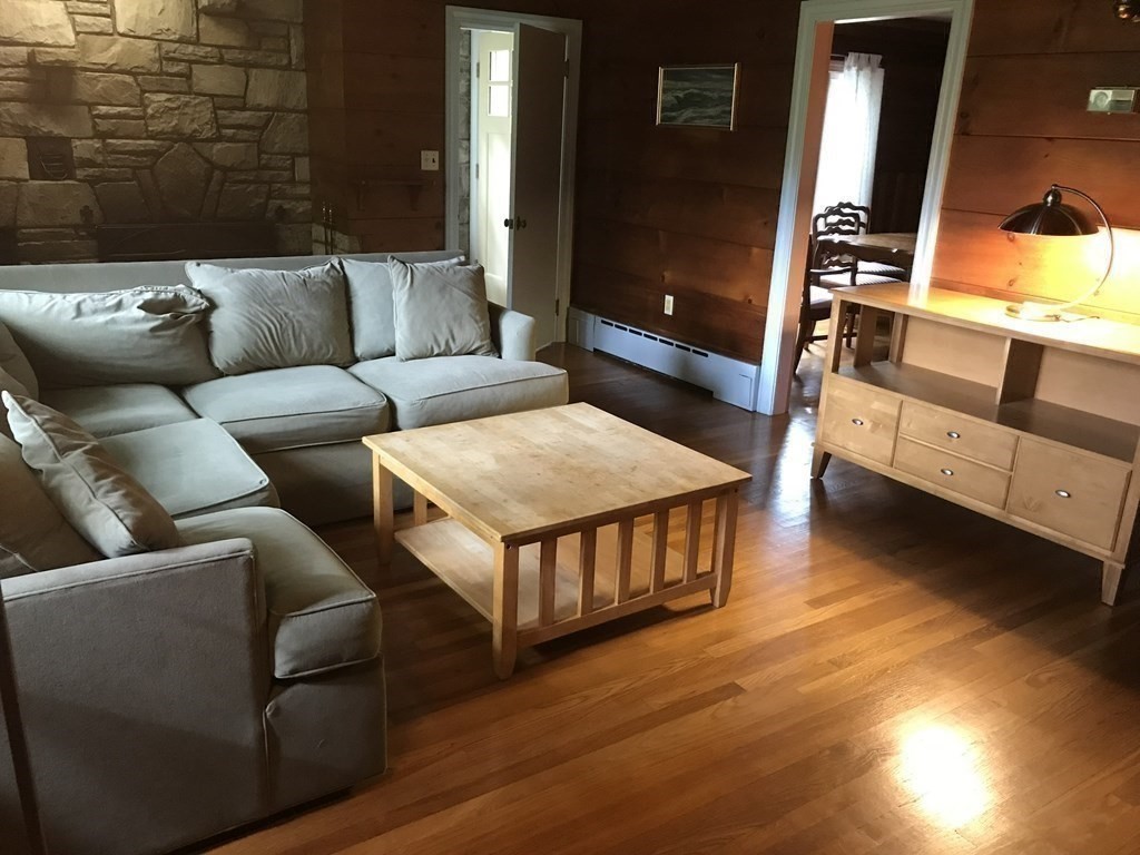 229 Worcester-Providence Turnpike Sutton, MA 01590 - Photo 8 of 20