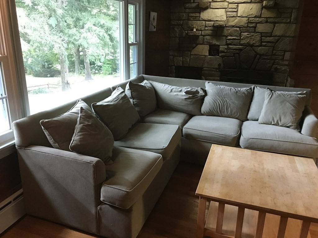 229 Worcester-Providence Turnpike Sutton, MA 01590 - Photo 9 of 20