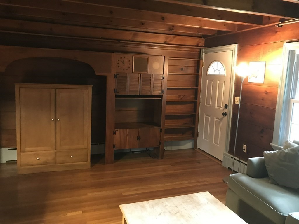 229 Worcester-Providence Turnpike Sutton, MA 01590 - Photo 10 of 20