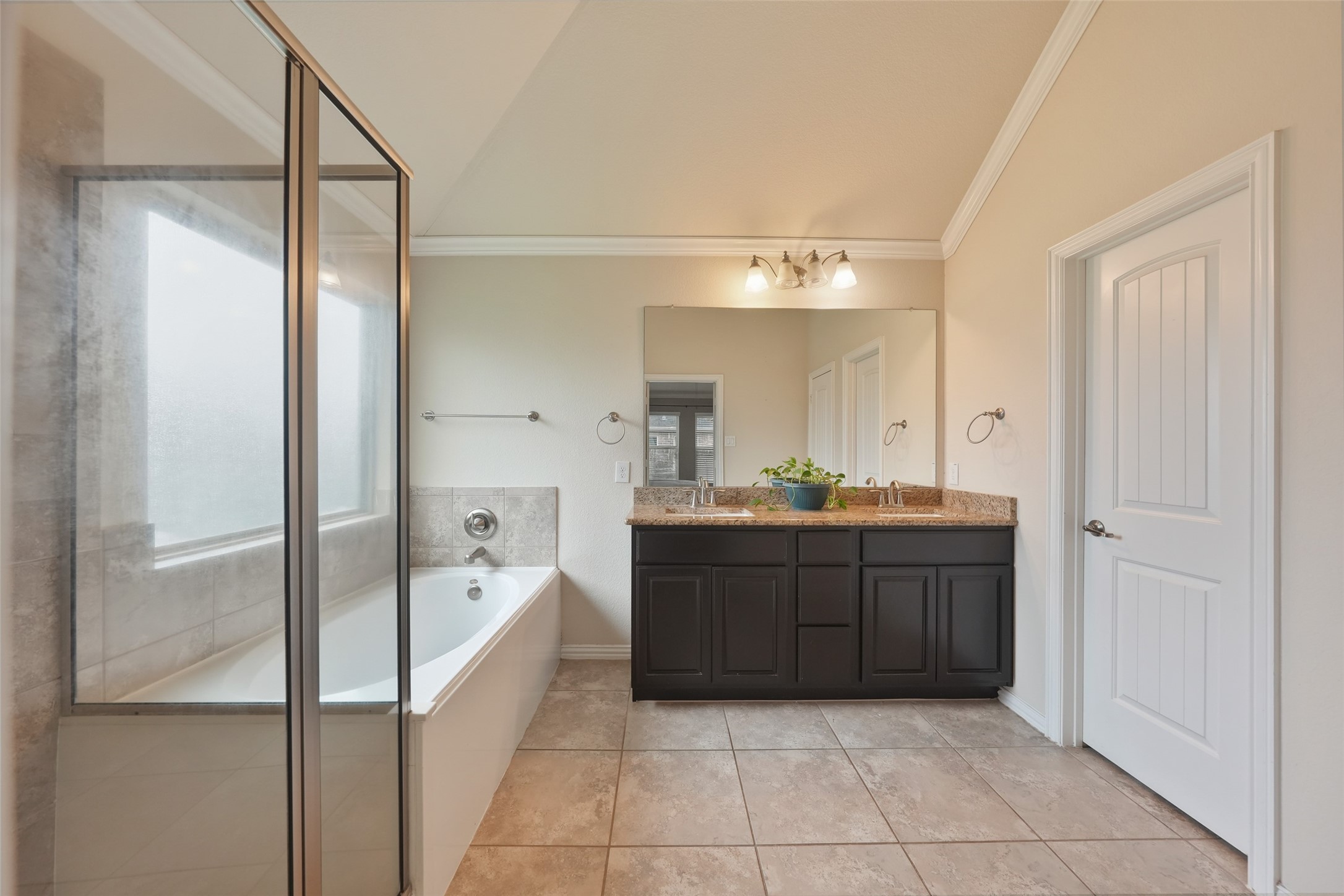 24138 McKinzie Ridge Drive Porter, TX 77365 - Photo 14 of 24 Primary Bathroom