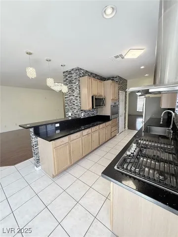 $2,520 | 2573 Mizzoni Circle, Henderson, NV 89052