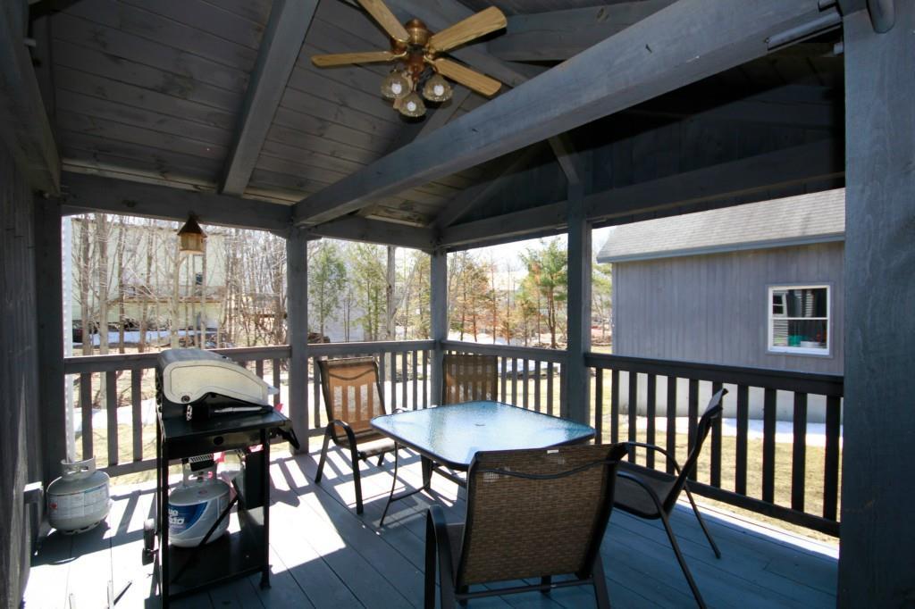 11 George Street Springvale, ME 04083 - Photo 5 of 32 Photo