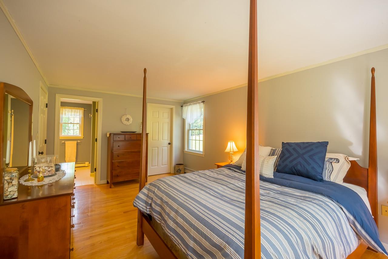 220 Tall Pines Road Tamworth, NH 03817 - Photo 17 of 40 Gallery Image 17