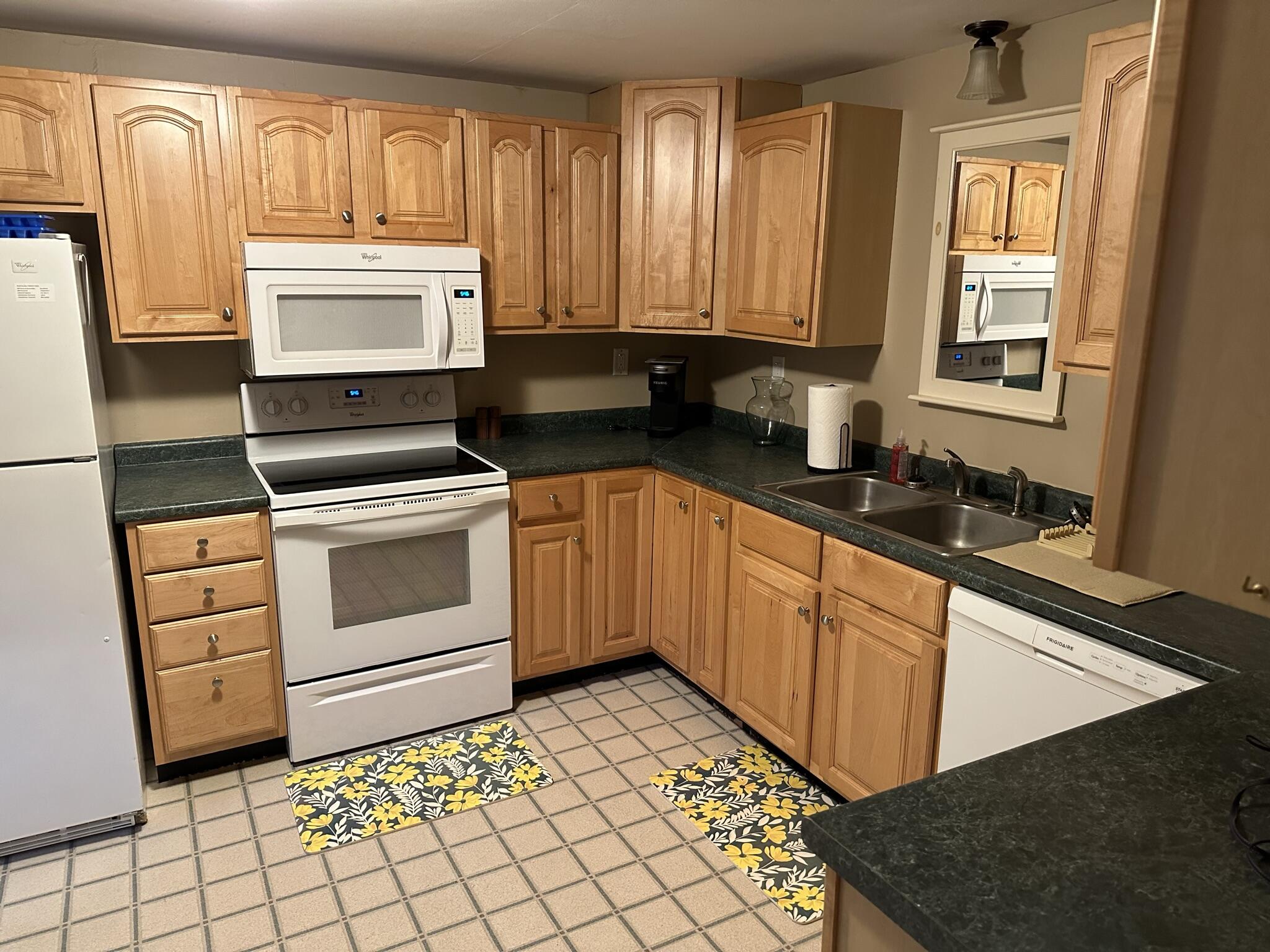 32 Fire Road 40B Dedham, ME 04429 - Photo 3 of 11 IMG_0023