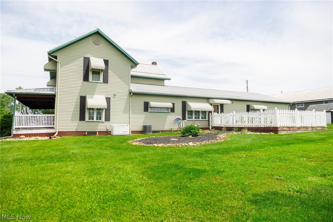 8936 Massillon Road Dundee, OH 44624 - Photo 4 of 50