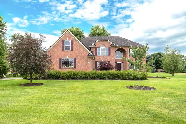 $799,900 | 8757 Sydney Drive, Saline, MI 48176