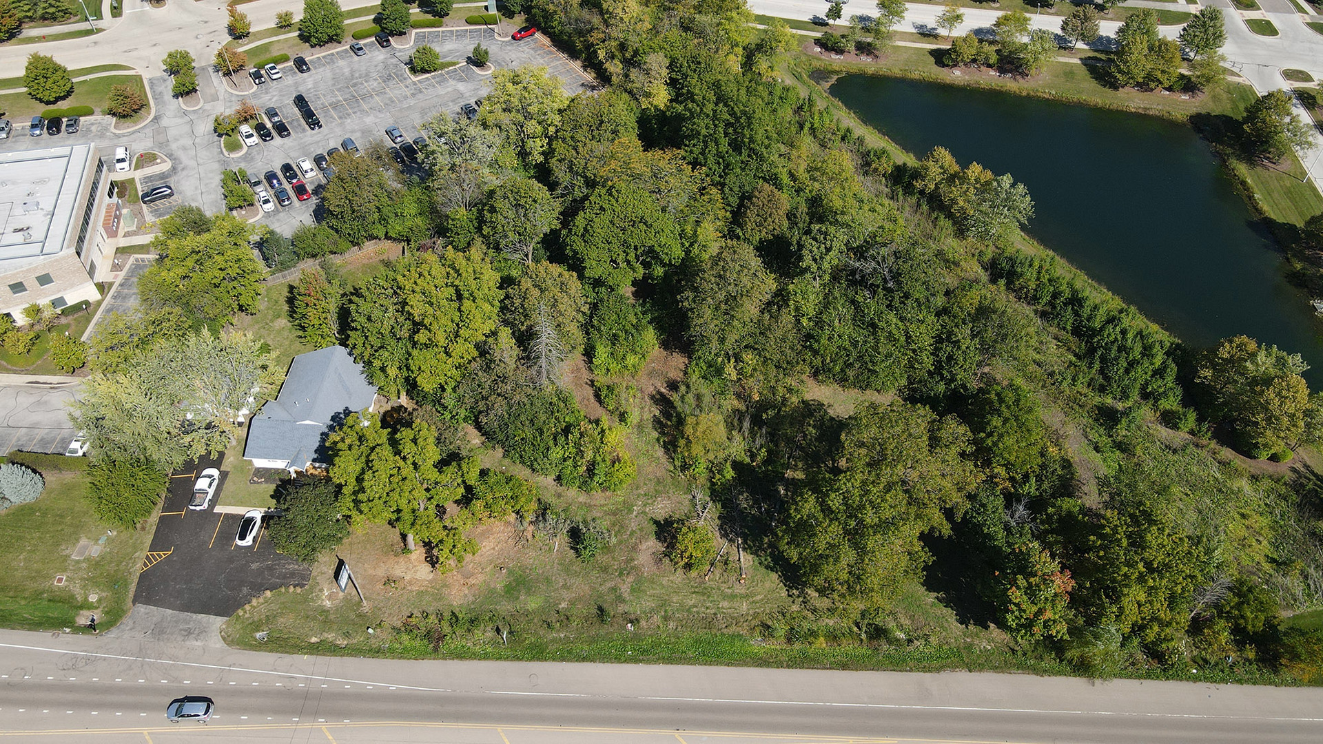 3122 West Main Street St. Charles, IL 60175 - Photo 2 of 3