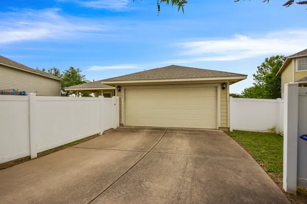 $2,100 | 1509 Colorado Bend Drive, Cedar Park, TX 78613