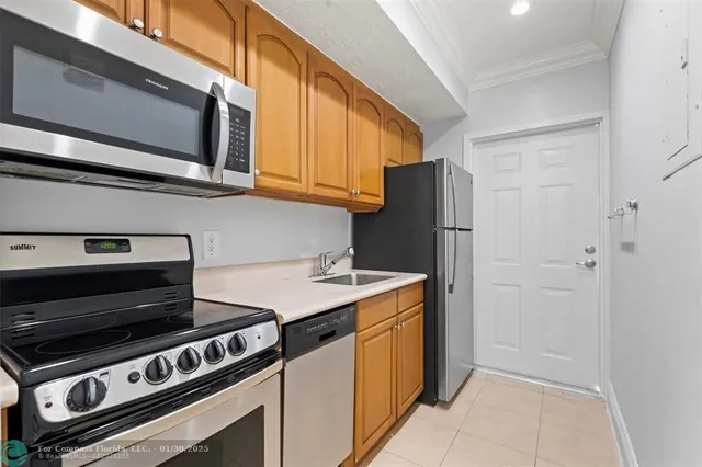 $1,802 | 9930 Collins Avenue, Unit 12, Bal Harbour, FL 33154