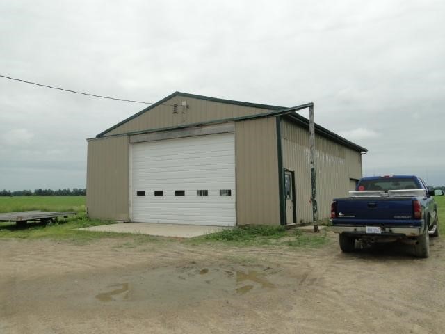 21497474-2.JPG