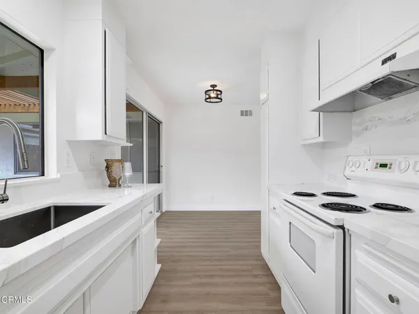 $499,000 | 175 West Bowling Green, Port Hueneme, CA 93041