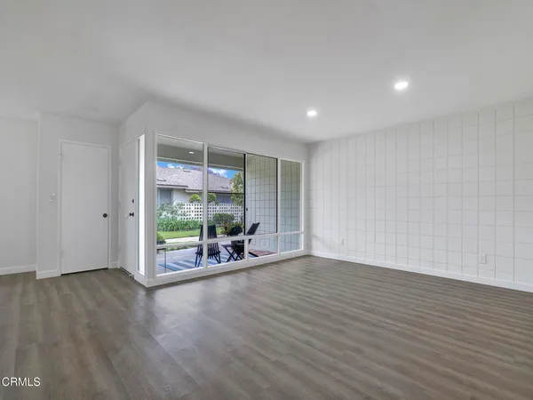 $499,000 | 175 West Bowling Green, Port Hueneme, CA 93041