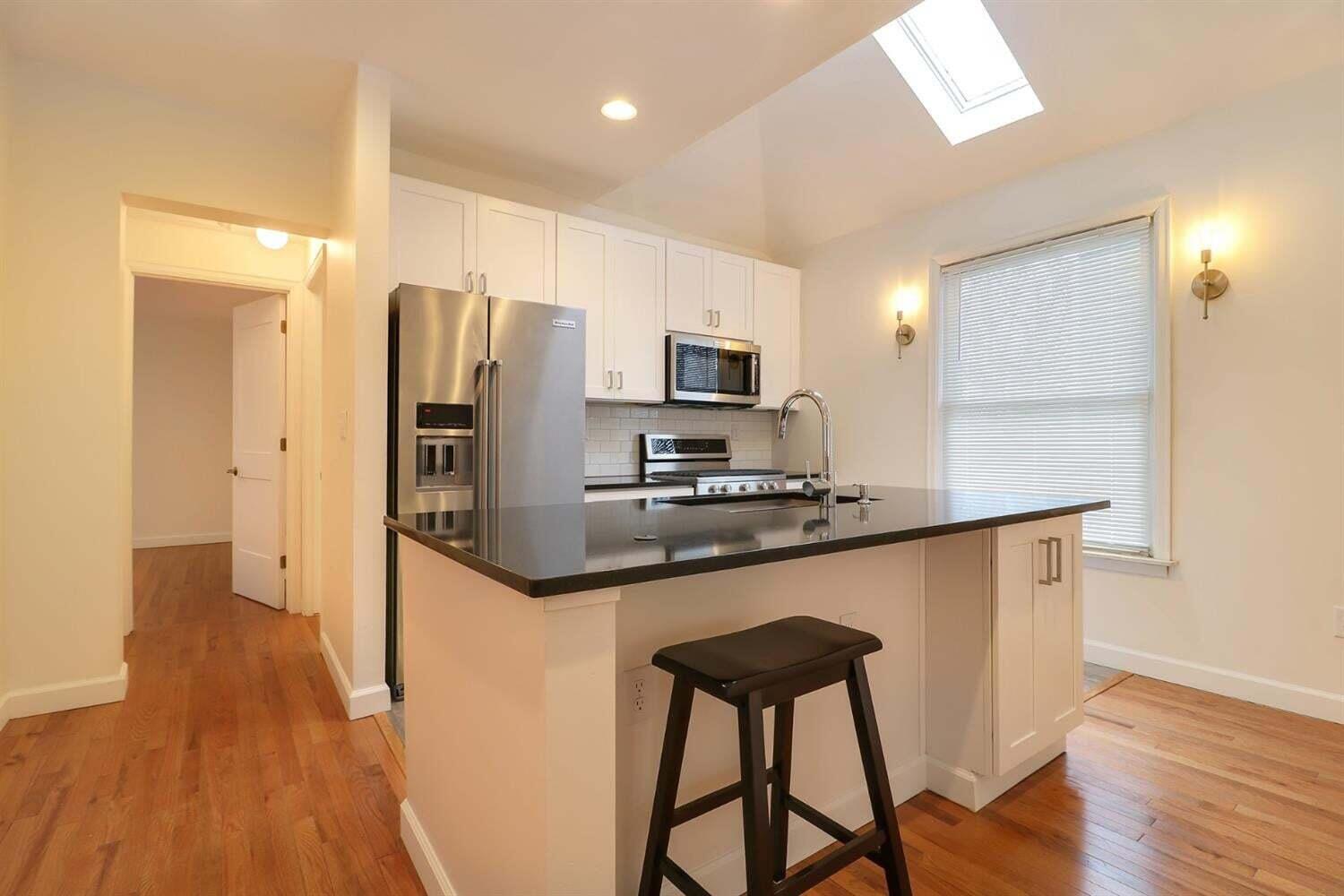 710 Miller Avenue, Unit 1 Ann Arbor, MI 48103 - Photo 13 of 25 20231013064838623457000000-o